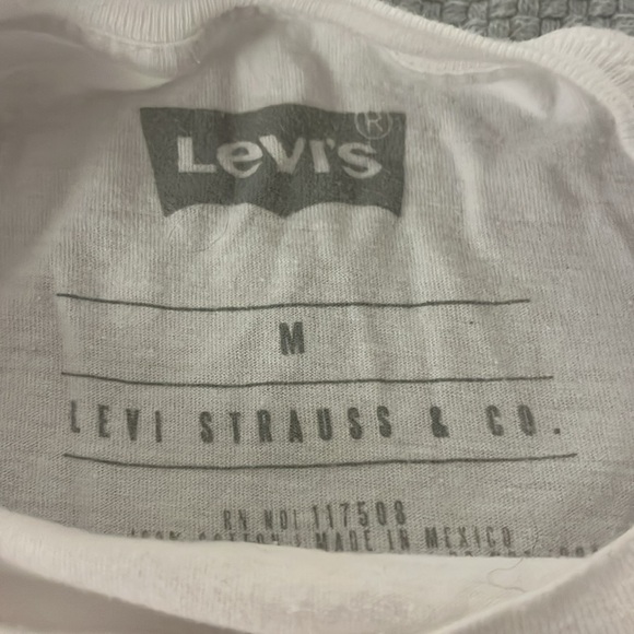 ❤️ 6 for 20 ❤️ Vintage Levi’s Distressed Logo T-Shirt - Picture 3 of 4